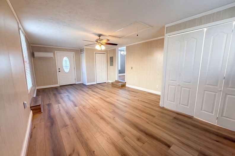 Photo 7 of 12 of 157 Hillside Dr, Hendersonville, TN