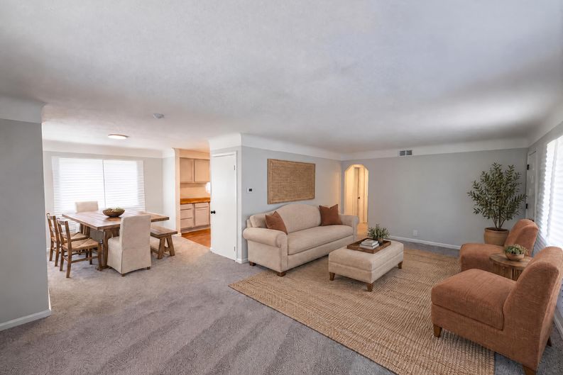 Photo 3 of 19 of 26311 Hopkins St, Inkster, MI