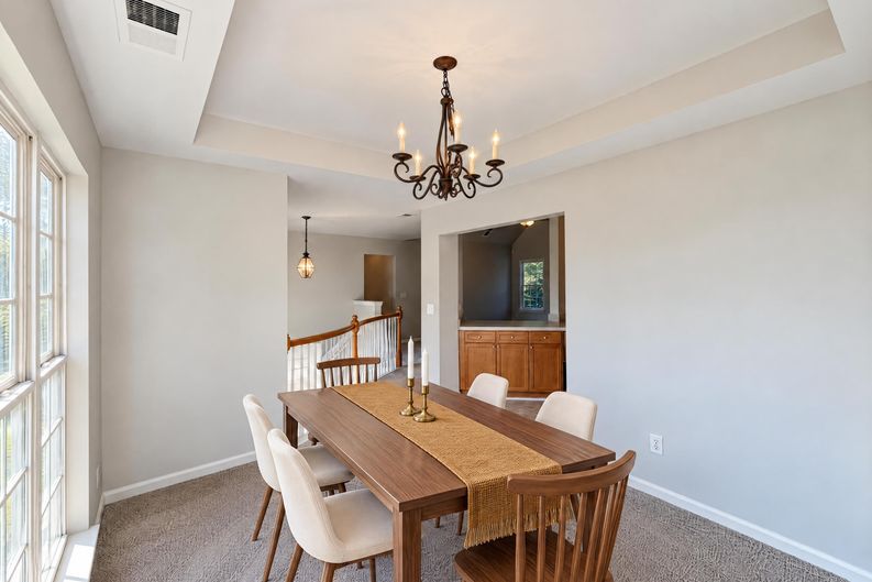 Photo 11 of 31 of 1041 Topaz Ln, Lithia Springs, GA