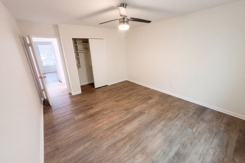 Photo 14 of 27 of 2024 Montreat Pkwy, Vestavia Hills, AL