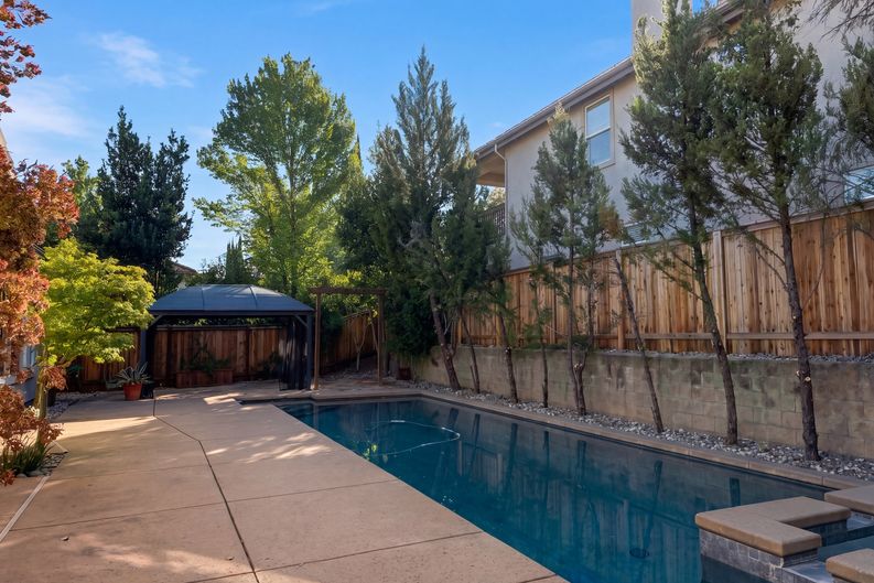 Photo 46 of 51 of 1401 Grey Owl Cir, Roseville, CA
