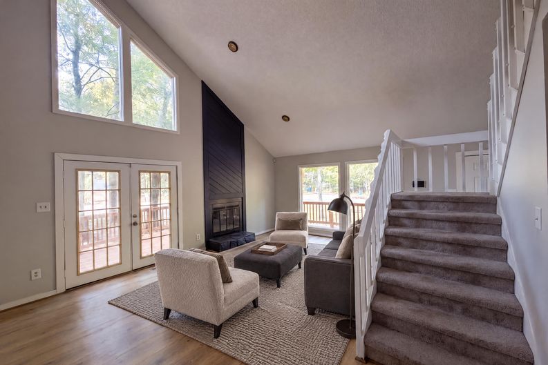 Photo 7 of 16 of 5844 Waters Edge Dr, Fayetteville, NC