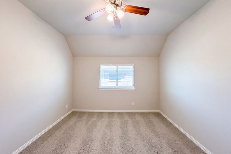 Photo 14 of 23 of 965 Touchstone Rd, Frisco, TX
