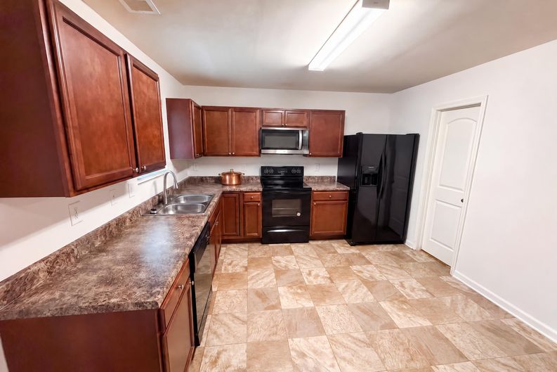 Photo 7 of 23 of 3267 Talkeetna Rd, Douglasville, GA