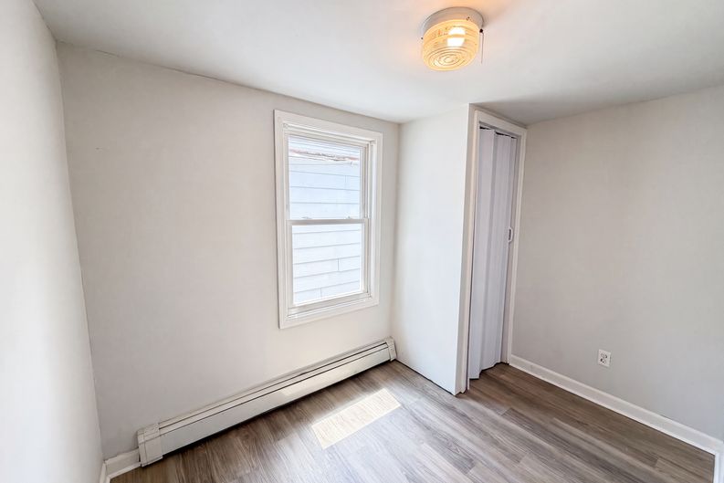 Photo 10 of 13 of 936 Grove Ave, Laurence Harbor, NJ
