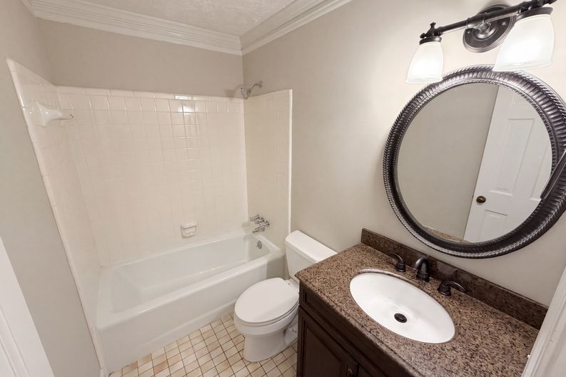 Photo 19 of 46 of 2360 Kimbrough Ct, Atlanta, GA