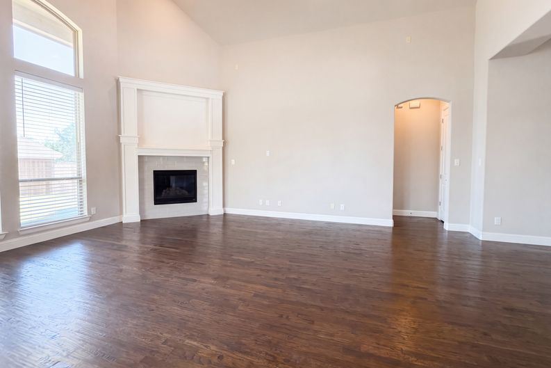 Photo 3 of 23 of 965 Touchstone Rd, Frisco, TX