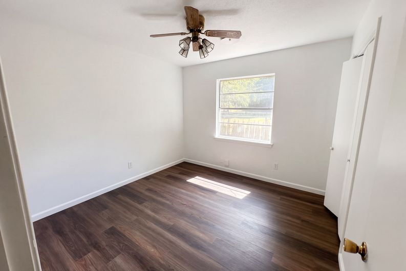 Photo 10 of 16 of 501 Ridge St, Copperas Cove, TX