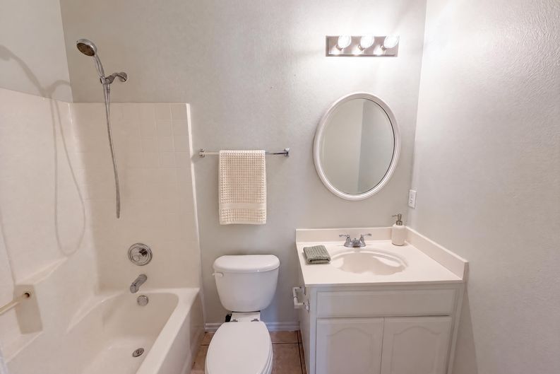 Photo 15 of 20 of 2617 Silver Hill Dr, Fort Worth, TX