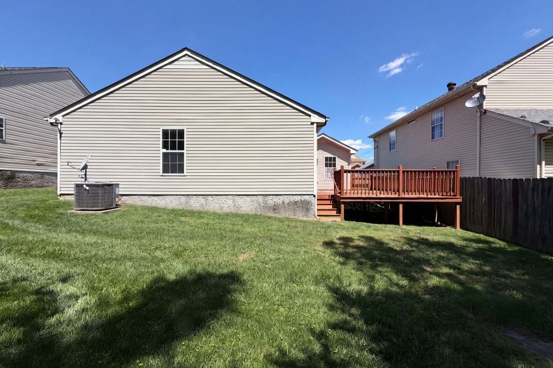 Photo 15 of 16 of 609 Sandy Spring Trl, Madison, TN