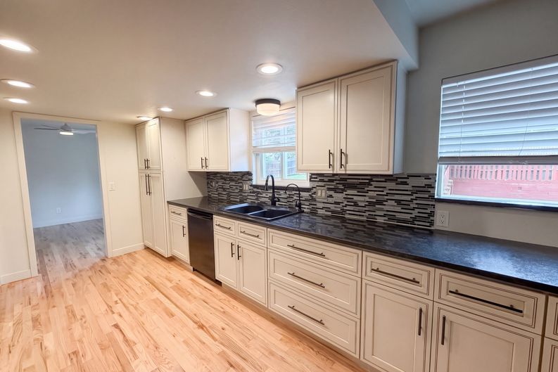 Photo 7 of 24 of 9301 Raleigh Ct, Westminster, CO