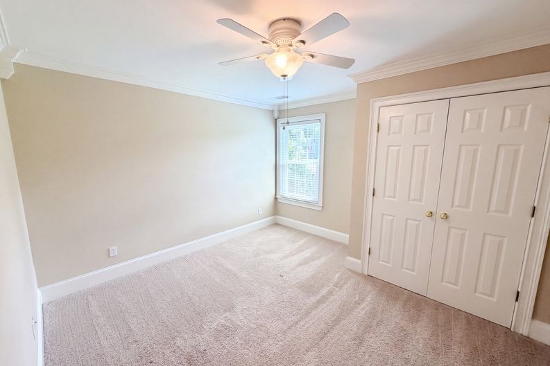 Photo 12 of 21 of 1414 Belfaire Lake Trl, Dacula, GA
