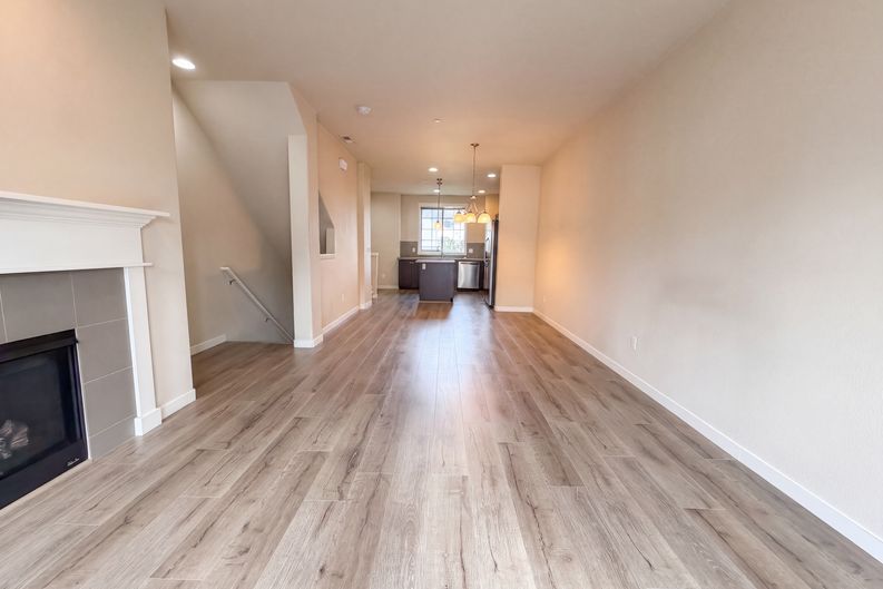 Photo 8 of 21 of 28428 SW Villebois Dr N, Wilsonville, OR