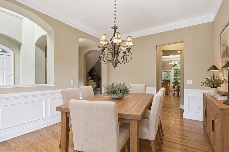 Photo 16 of 46 of 3011 Riverstone Trl, Atlanta, GA