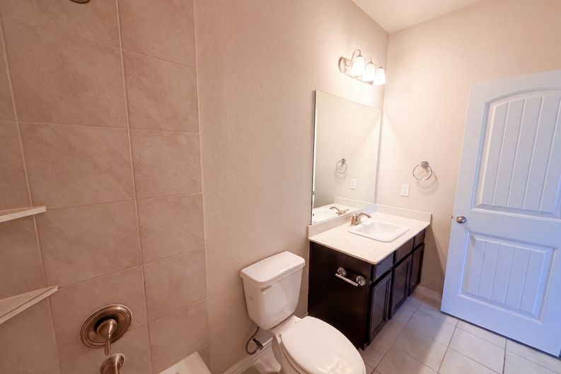 Photo 16 of 22 of 2054 Avondown Rd, Forney, TX
