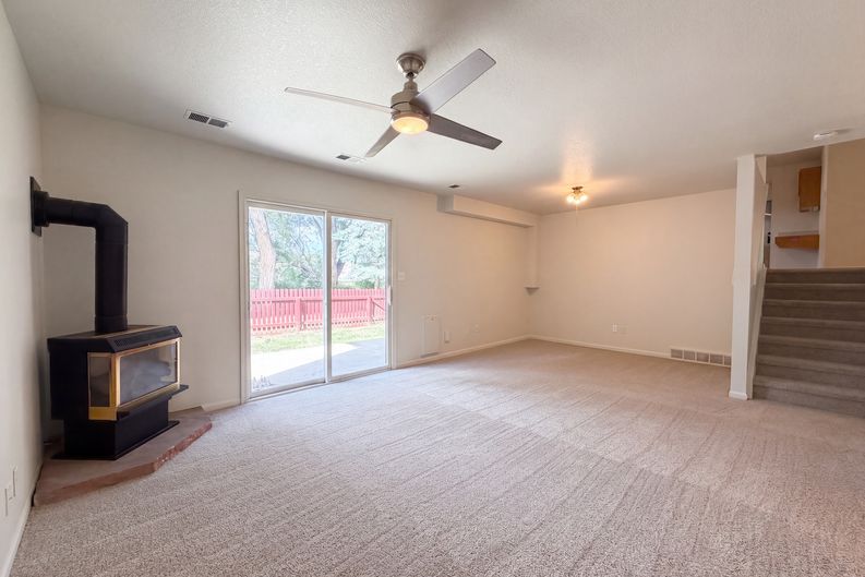 Photo 12 of 39 of 2924 Bow Line Pl, Longmont, CO