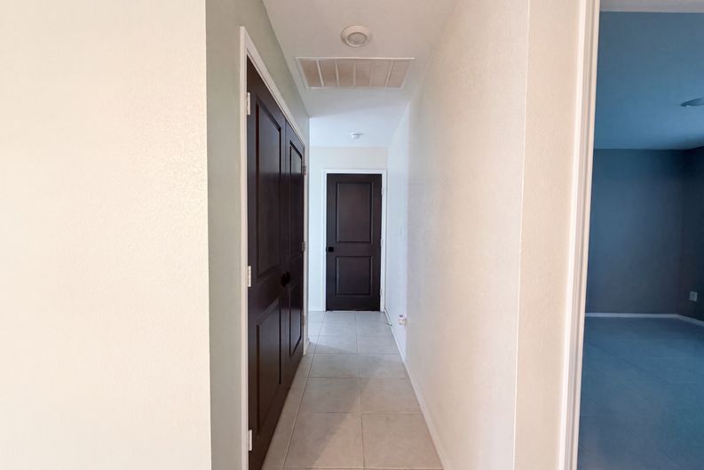 Photo 11 of 20 of 5832 Timber Point Dr, Princeton, TX