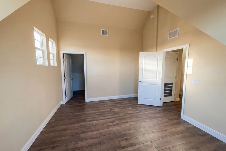 Photo 15 of 22 of 546 Gifford Ct, Deltona, FL