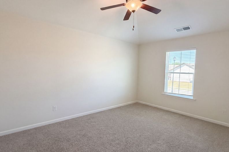 Photo 4 of 25 of 271 Stane Brook Ct, Jackson, GA