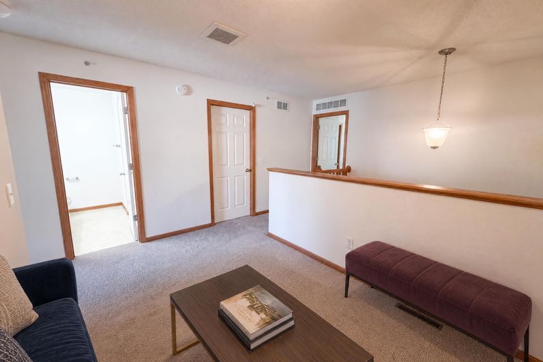 Photo 6 of 25 of 7231 Jewel Ln N, Maple Grove, MN