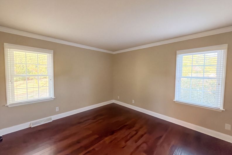 Photo 14 of 30 of 201 Wainsley Pl, Matthews, NC