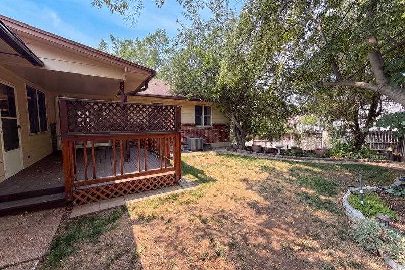 Photo 5 of 27 of 8939 Winona Ct, Westminster, CO