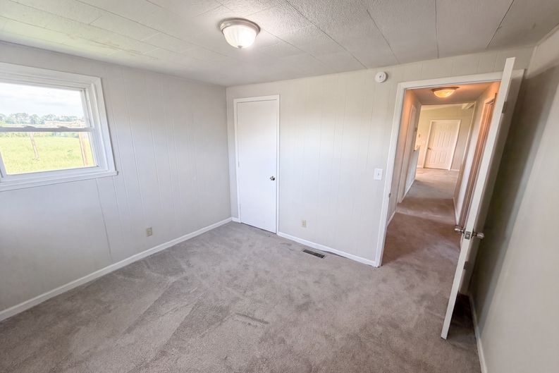 Photo 13 of 22 of 2584 E Phylbeck Ave, Terre Haute, IN
