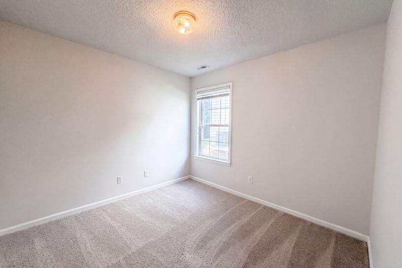 Photo 11 of 16 of 4536 Drewbridge Way, Raleigh, NC