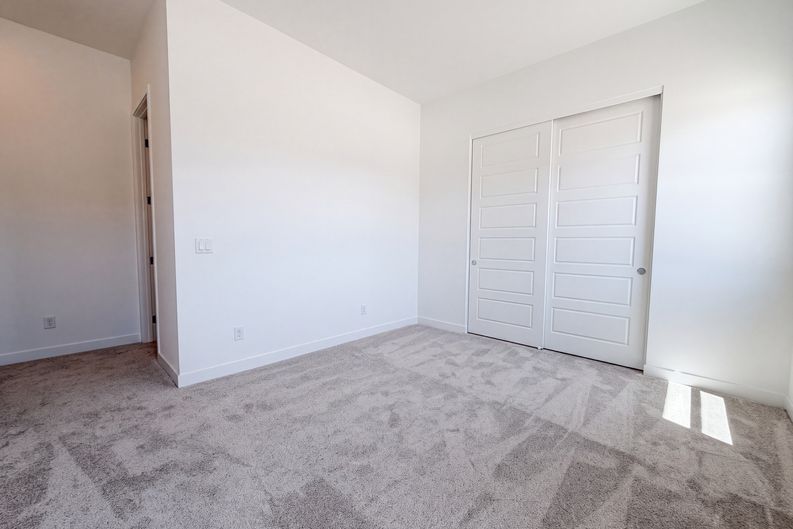 Photo 12 of 23 of 8239 Gusty Brook St, Las Vegas, NV