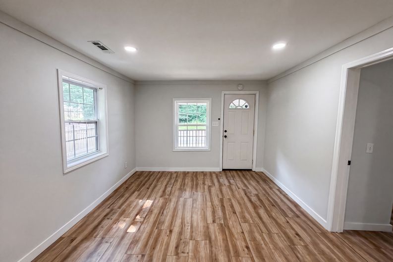 Photo 10 of 22 of 1313 Eastbrook Rd SE, Dalton, GA