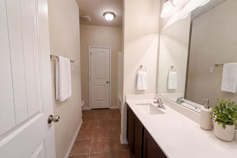 Photo 11 of 24 of 824 Tuscan Rd, Harker Heights, TX