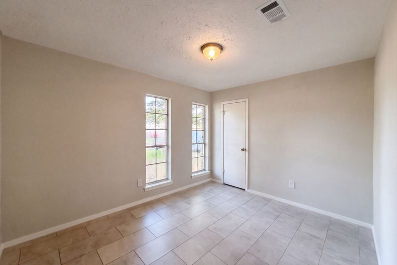 Photo 19 of 31 of 23110 Pennsgrove Rd, Spring, TX