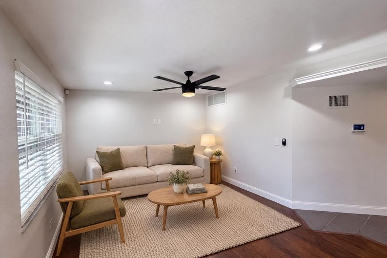 Photo 6 of 22 of 645 10th Pl, Safety Harbor, FL