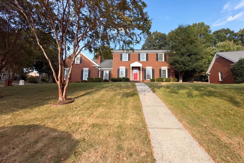 Photo 26 of 30 of 201 Wainsley Pl, Matthews, NC