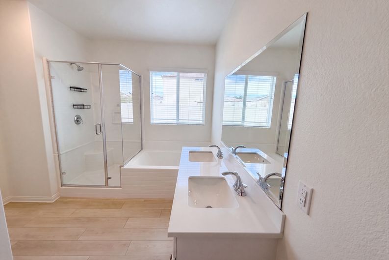 Photo 18 of 24 of 27744 Bay Ave, Moreno Valley, CA