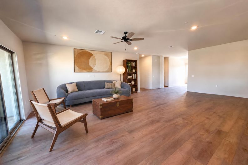 Photo 5 of 26 of 2287 N Marion Ave, Clovis, CA