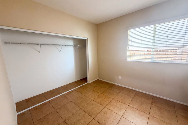 Photo 17 of 33 of 12783 Brandon St, Victorville, CA