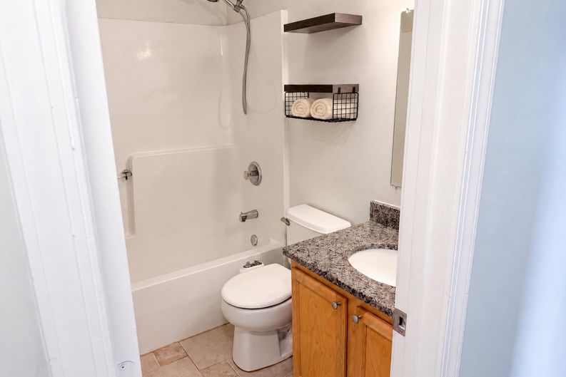 Photo 15 of 22 of 8749 Christopher Ln, Warrenton, VA