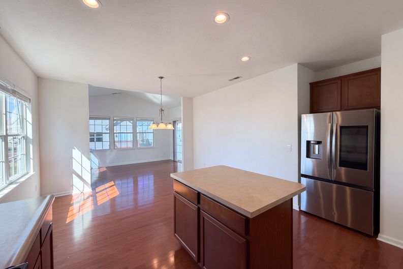 Photo 8 of 31 of 4128 Ballybay Ln, Indianapolis, IN