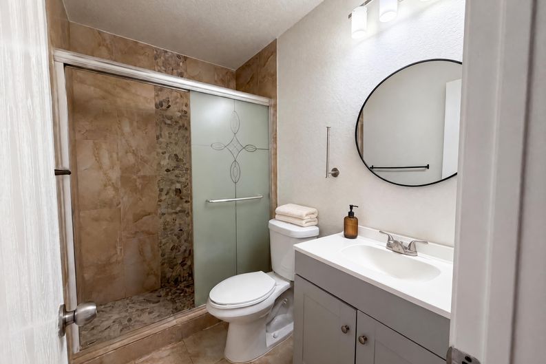 Photo 12 of 19 of 2324 Glenhaven Dr, McKinney, TX