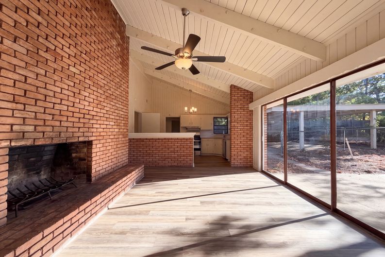 Photo 11 of 21 of 1725 Danciger Dr, Fort Worth, TX