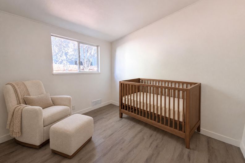 Photo 13 of 29 of 4224 Boone Ln, Sacramento, CA