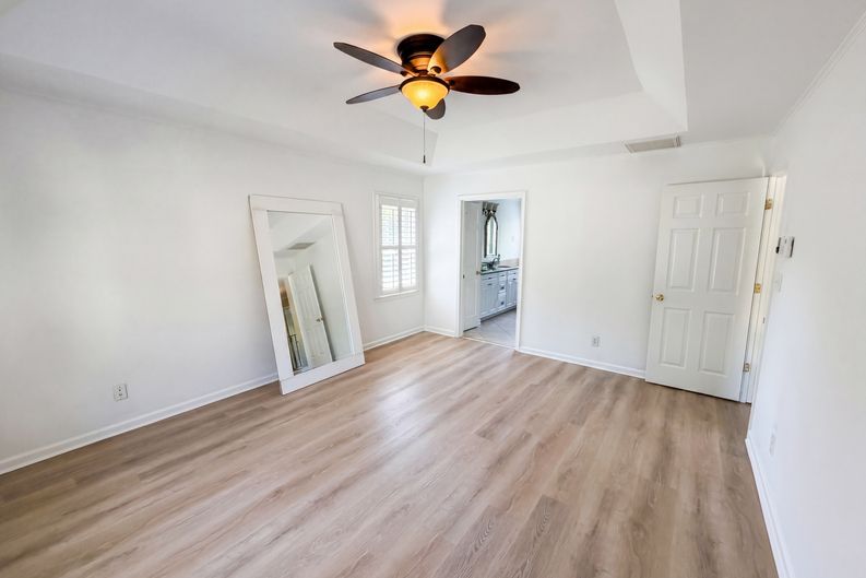 Photo 11 of 21 of 15130 Stonegreen Ln, Huntersville, NC