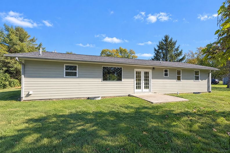 Photo 16 of 17 of 4695 Wayne Blvd, Lebanon, OH
