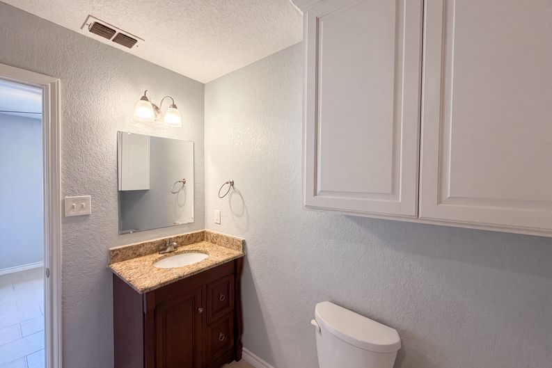 Photo 16 of 19 of 502 Jennings St, Nocona, TX