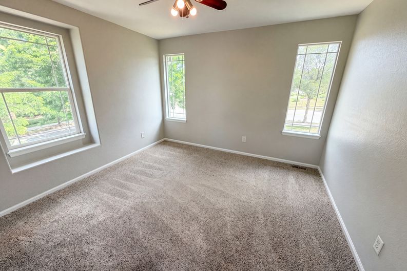 Photo 14 of 34 of 10494 Ouray St, Commerce City, CO