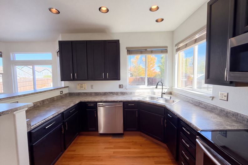 Photo 7 of 40 of 4391 Homestead Way, Brighton, CO
