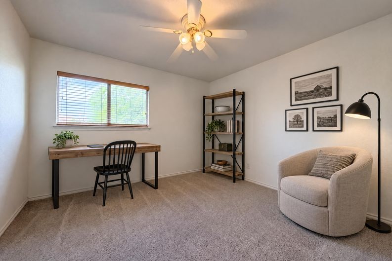 Photo 12 of 19 of 121 Springtree Fld, Cibolo, TX