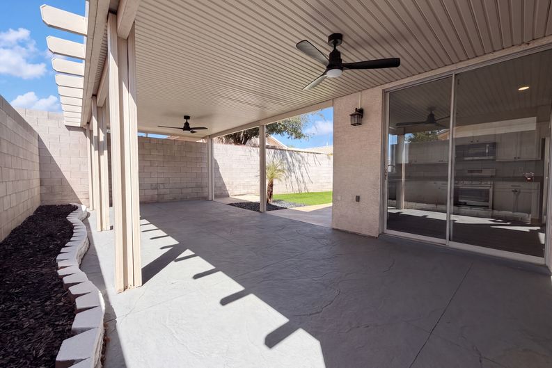 Photo 17 of 21 of 239 Ventana Heights St, Henderson, NV