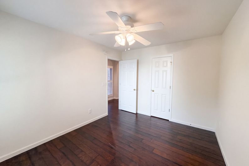 Photo 14 of 26 of 580 Pointe Of Oaks Rd, Summerville, SC